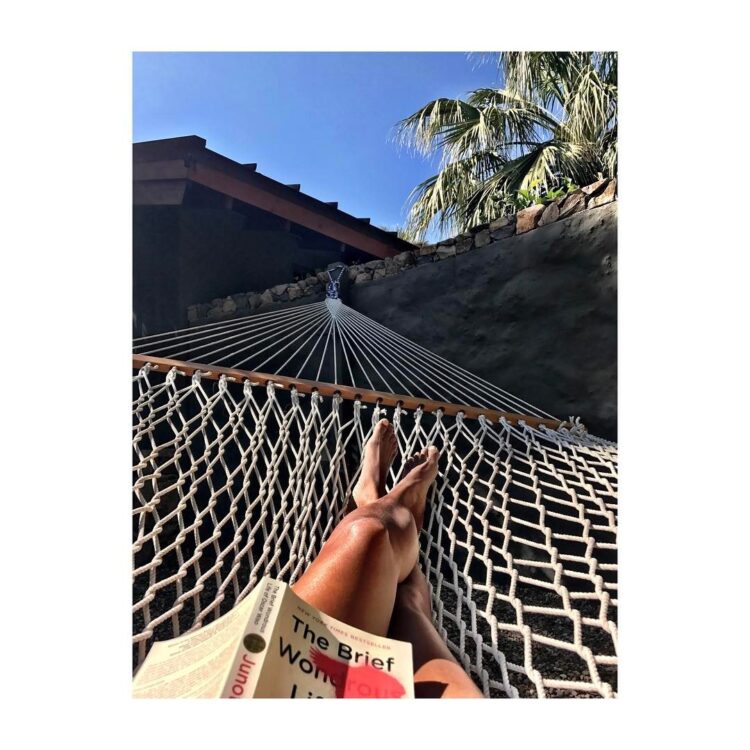 christina moses feet 3