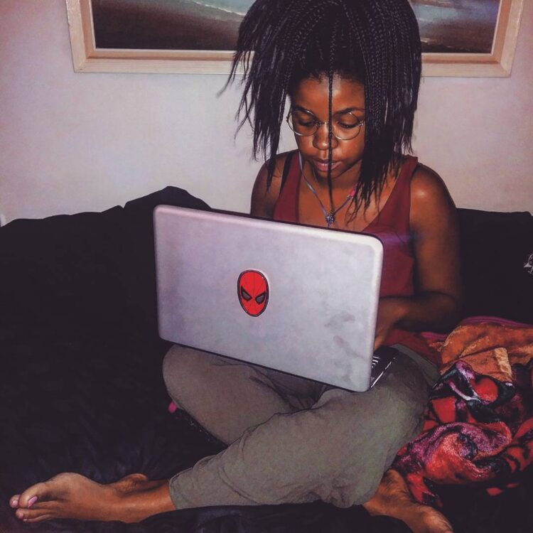 christina offley feet 2