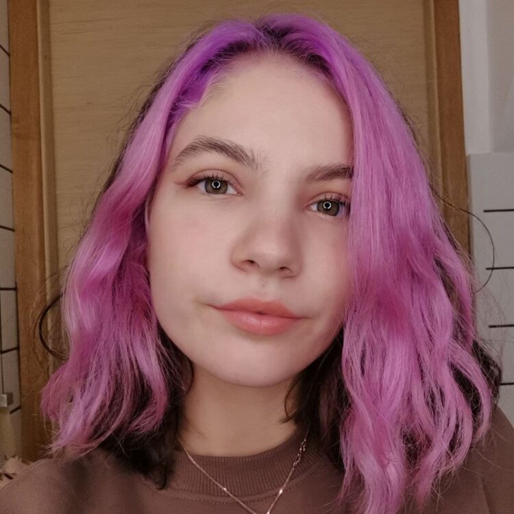 christina savintseva feet