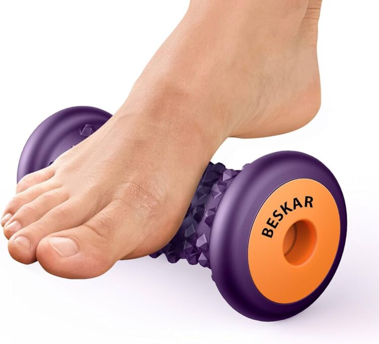 christina tomar feet 4