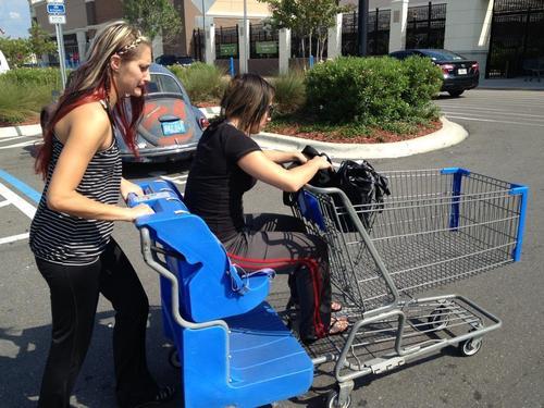 christina von eerie feet 3