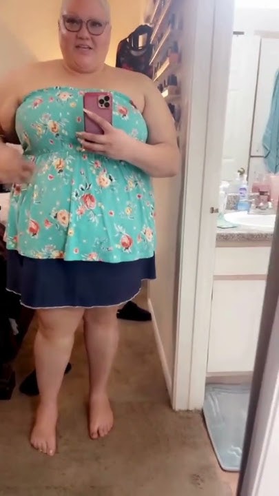 christina wells feet