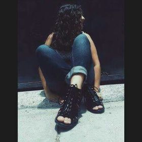 christinagamezz feet 1