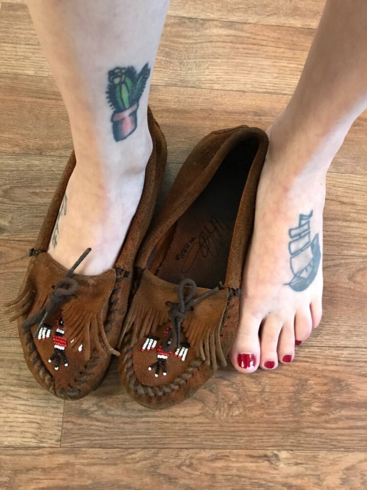 christine brecht feet scaled