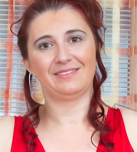 christine clayburg feet 4