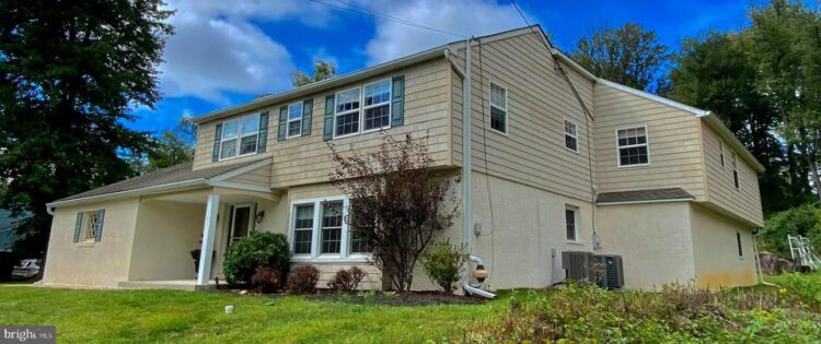 christine clayburg feet 5