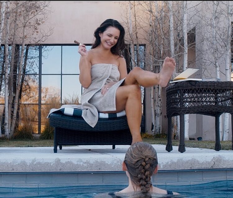 christine davis feet 5