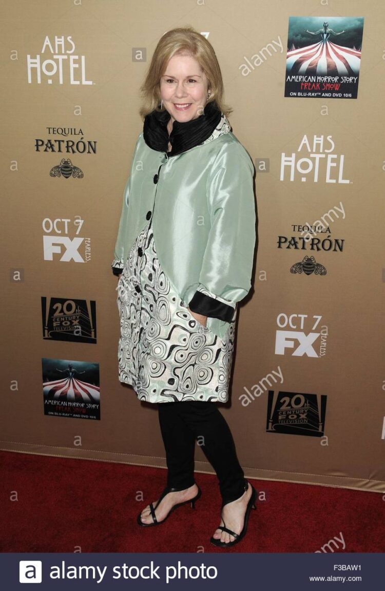 christine estabrook feet 2