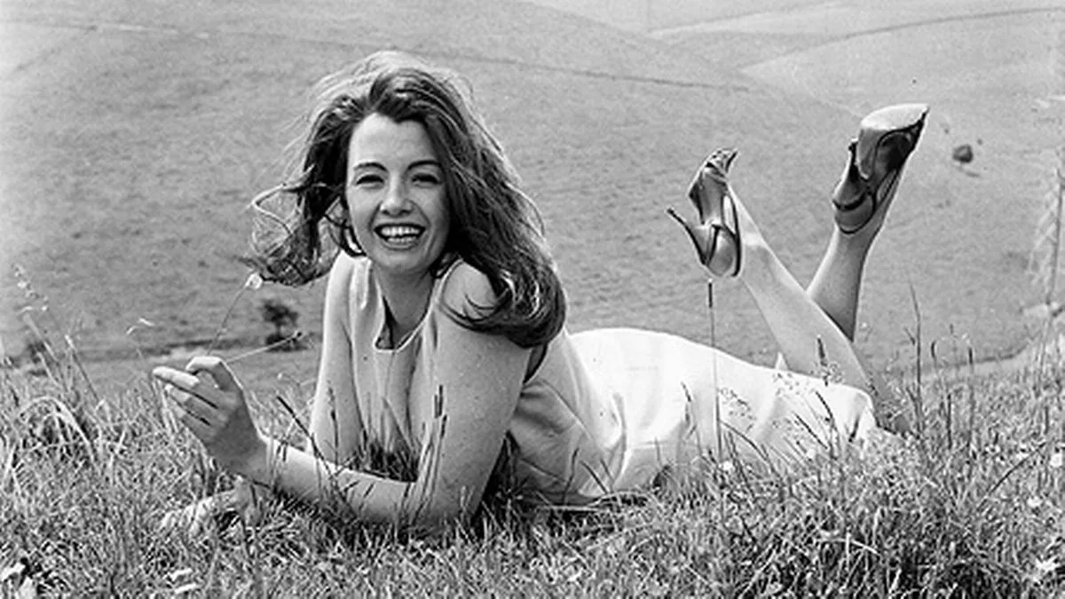 christine margaret keeler feet 3