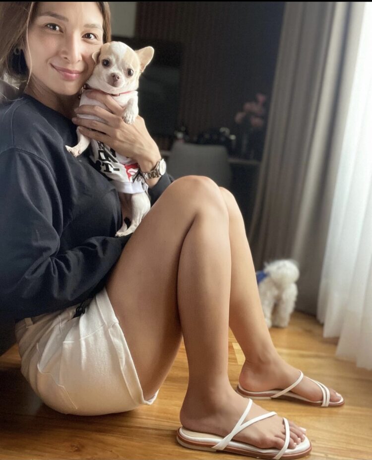 christine patrimonio feet