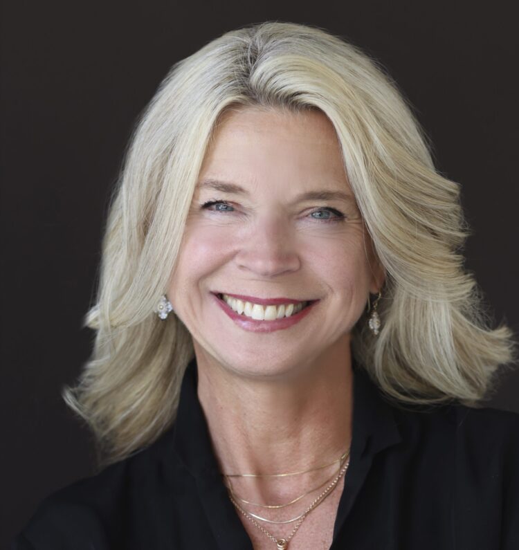 christine ward feet 3