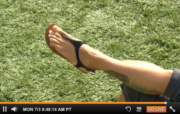 christmas abbott feet 2