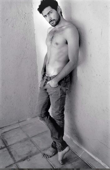 christopher guerrero feet 3