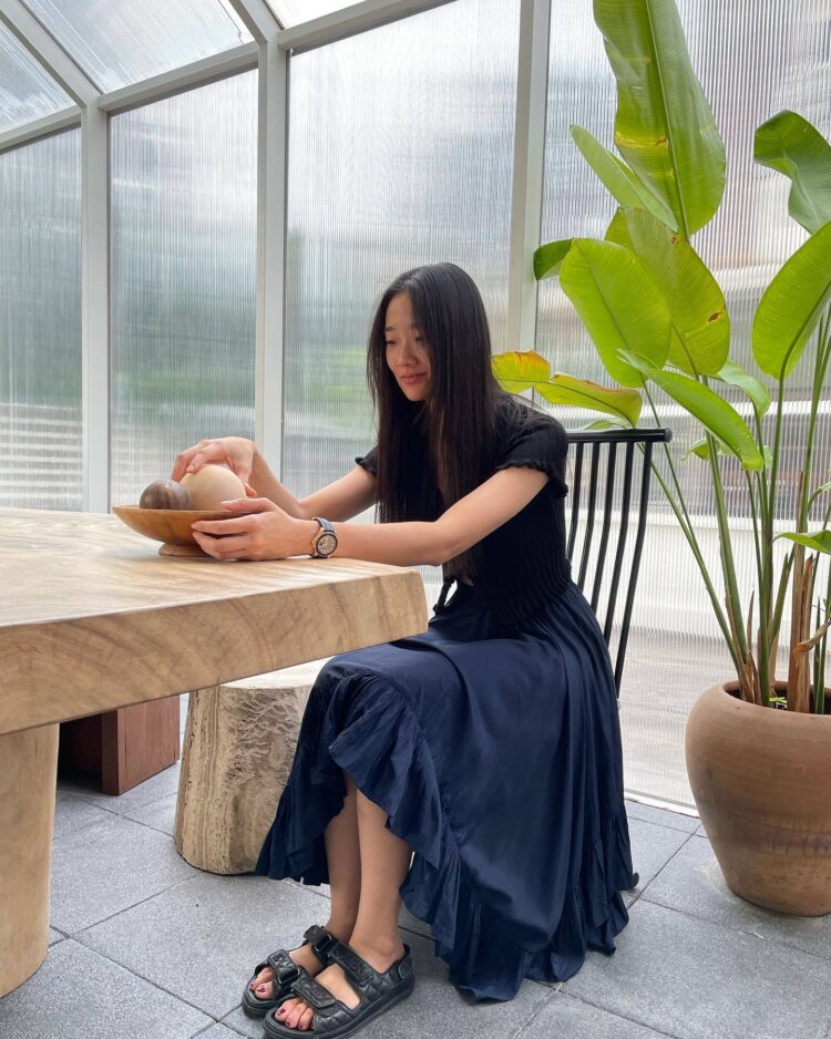 chutimon chuengcharoensukying feet 1