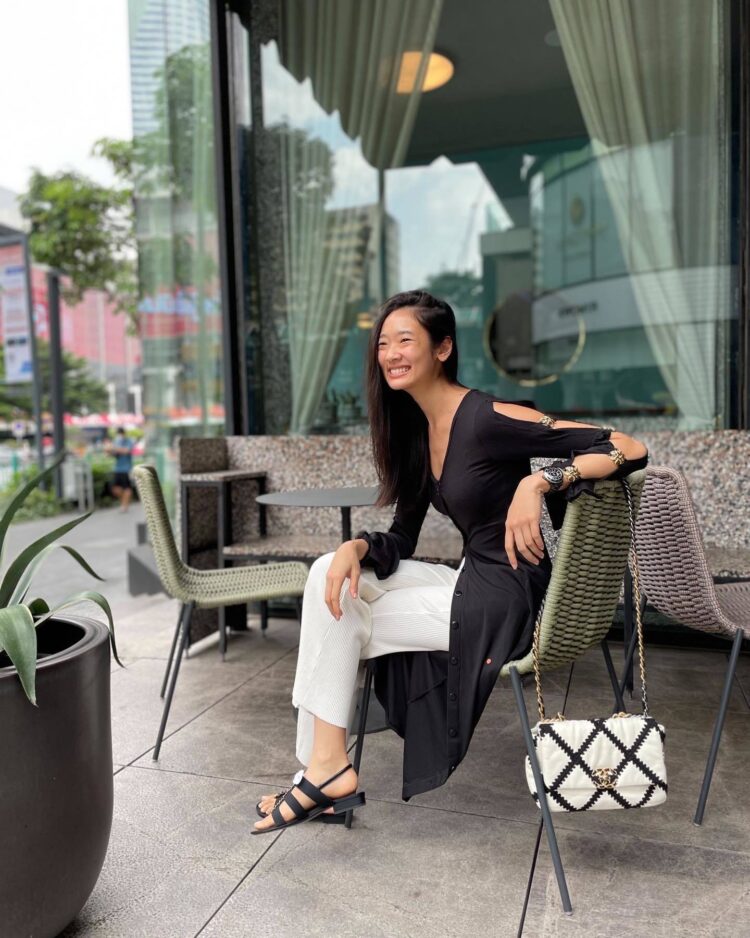 chutimon chuengcharoensukying feet 2