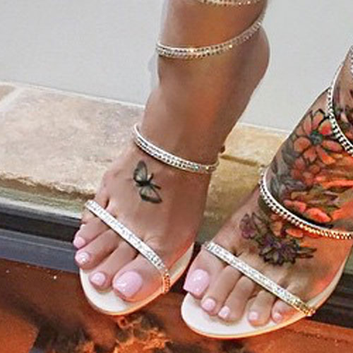 chyna feet 1
