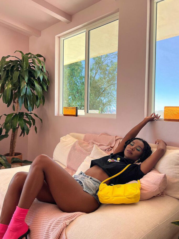 cierra cierra wright feet 1