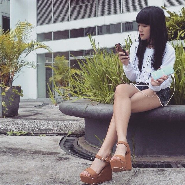 cindy gulla feet