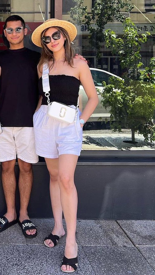 cindy harahap feet 3