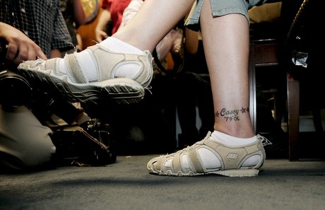 cindy sheehan feet 2