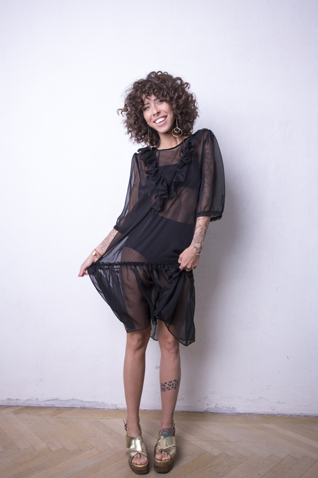 cinthya dictator feet