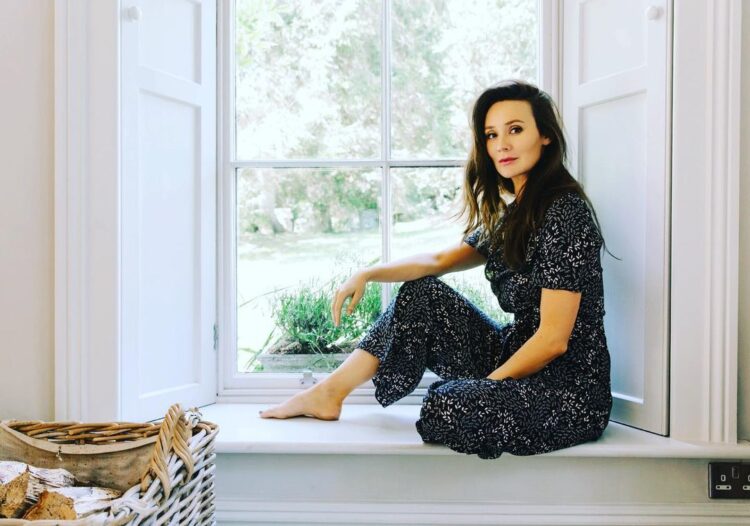 claire cooper feet 5