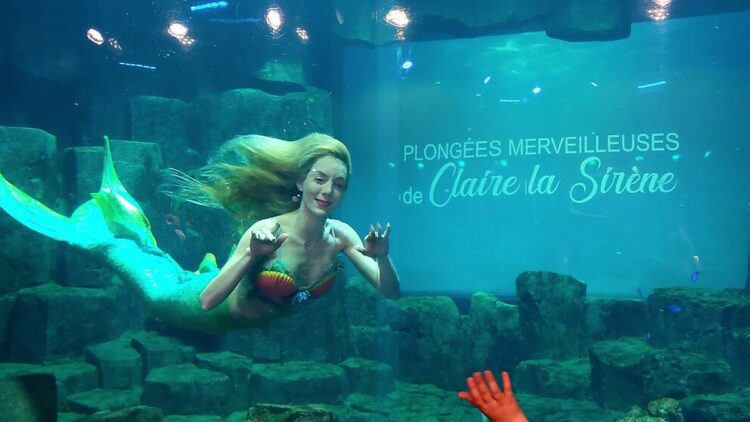 claire la sirene feet