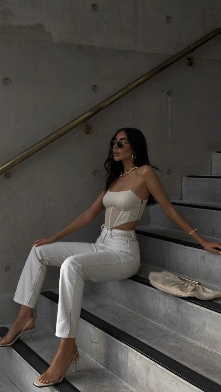 claire latour feet 1