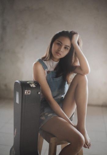 clara benin feet 4