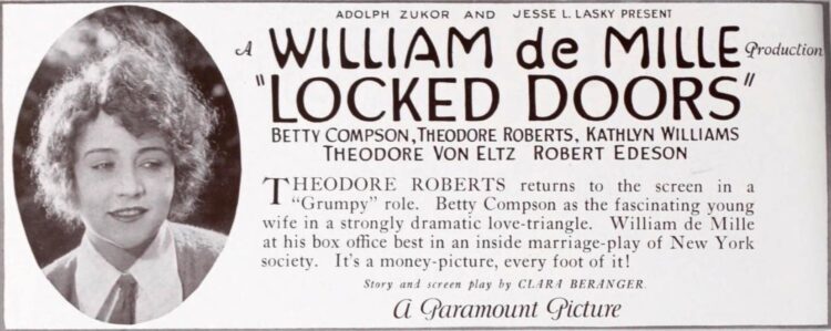 clara beranger feet 1