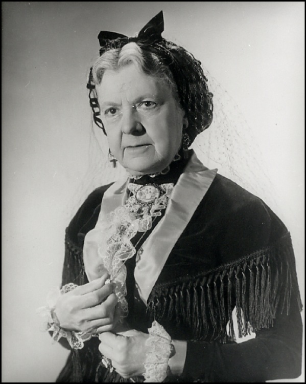 clara blandick feet 1