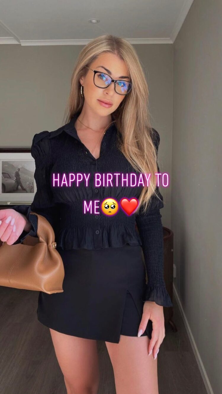 clara felicia lindblom feet 5