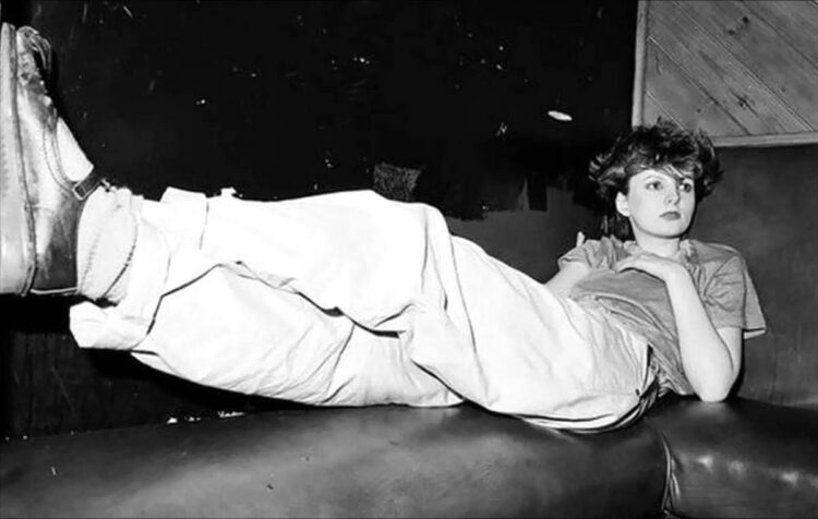 clare grogan feet 3