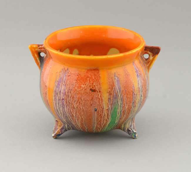 clarice cliff feet 5