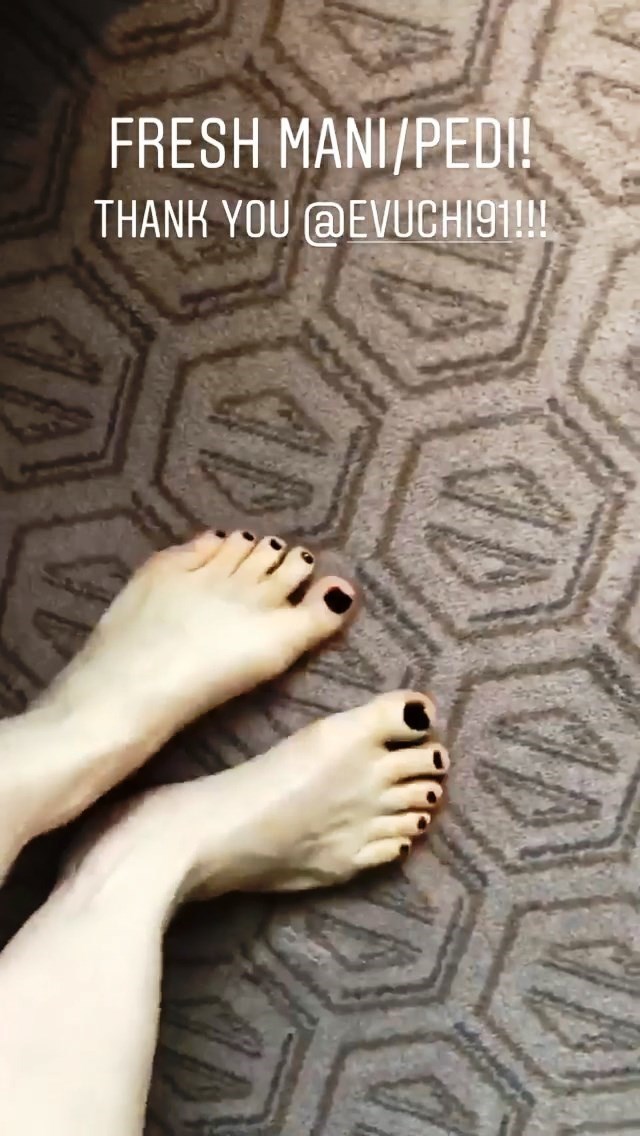 clarke howard feet 3