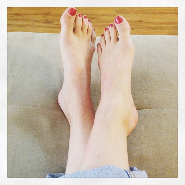 clarke wolfe feet 1