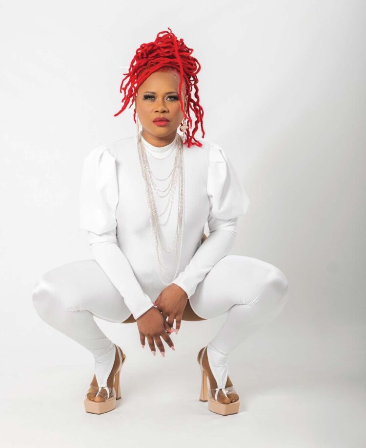 claudette pace feet 4