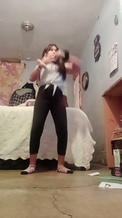 claudia acevedo feet 3