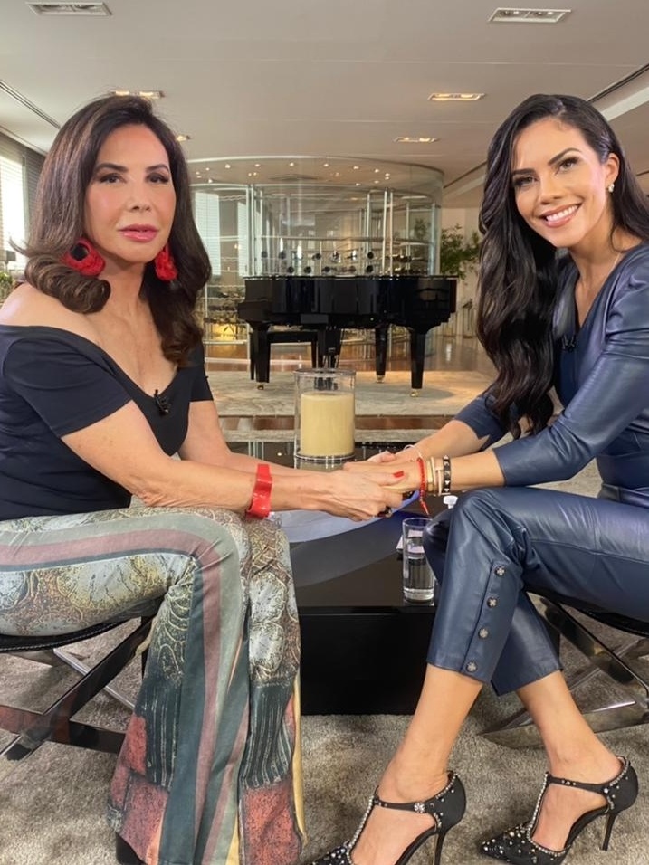 claudia alencar feet 4