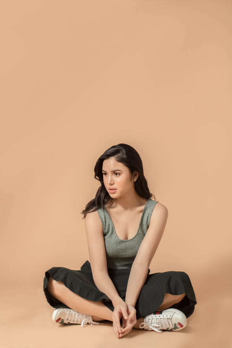 claudia barretto feet 4