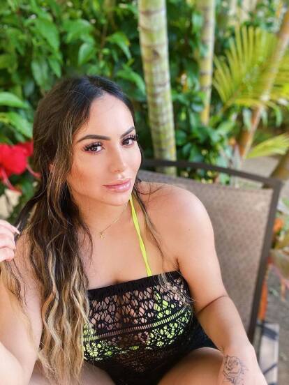 claudia dassana feet 5