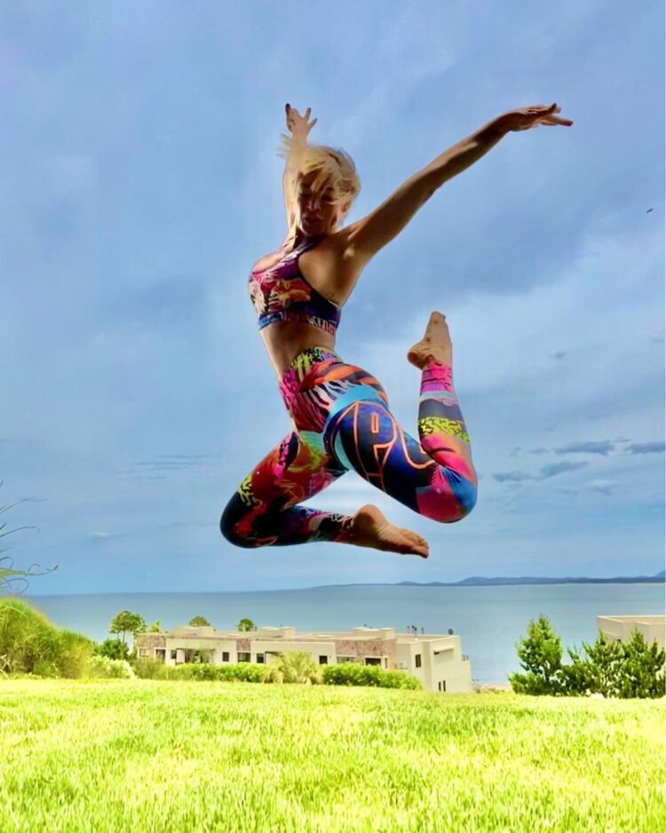 claudia fernandez feet 5