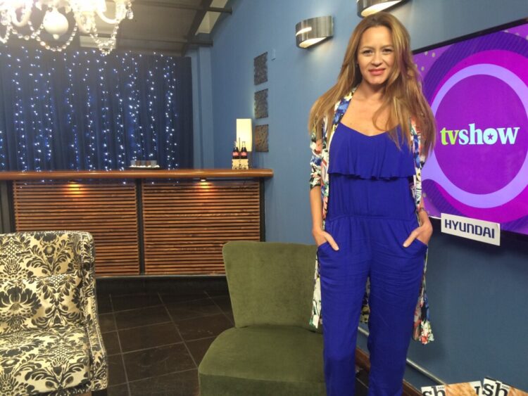 claudia galvan feet 3