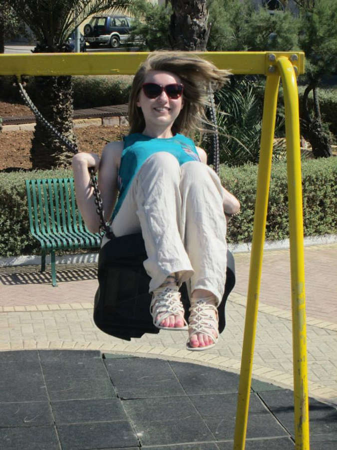 claudia jessie feet 3