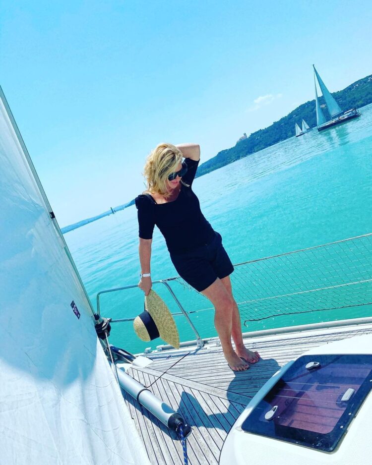 claudia liptai feet 2