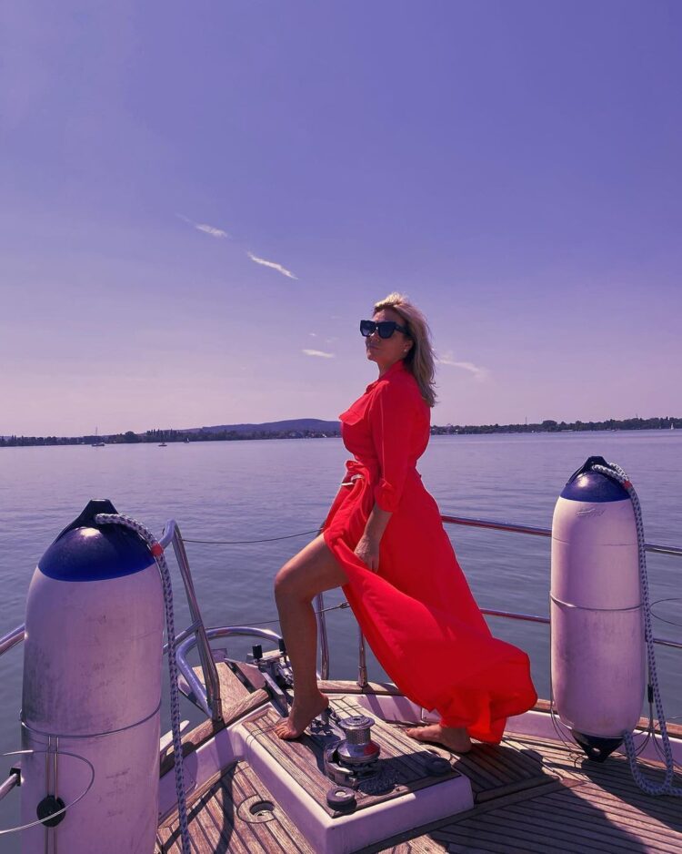 claudia liptai feet 4