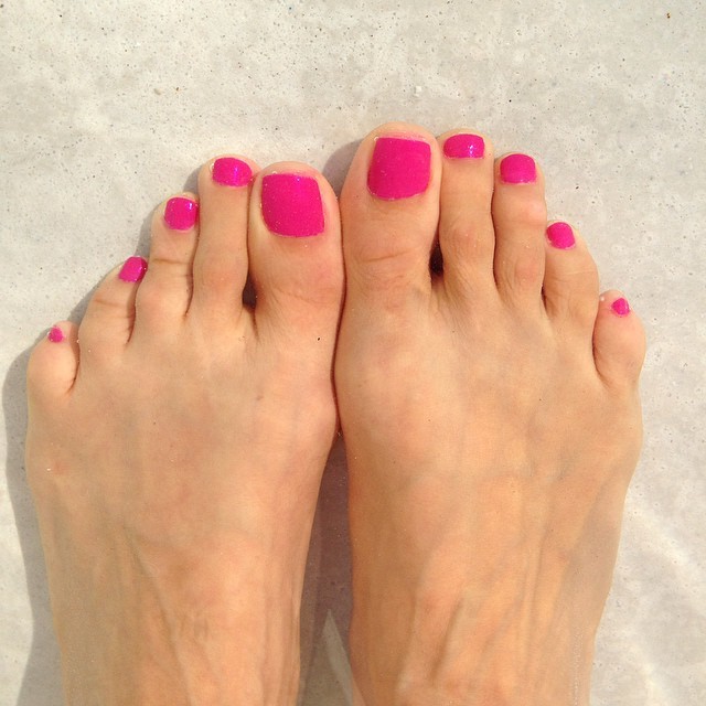 claudia mason feet 2