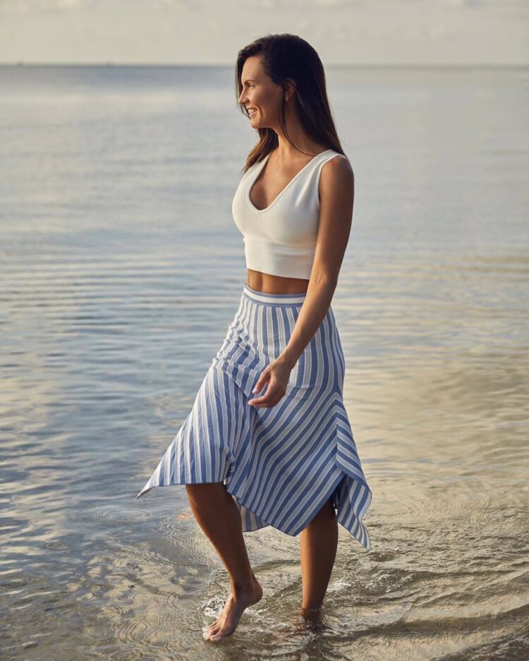 claudia moreno feet 1