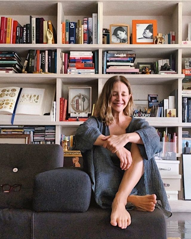 claudia ramirez feet 1