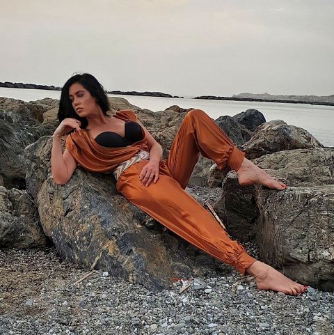 claudia ruggeri feet 3